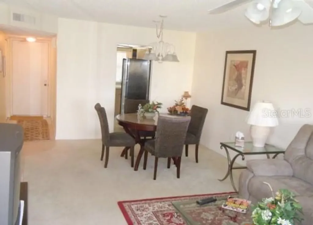 4575 Cove Circle St Petersburg FL 33708