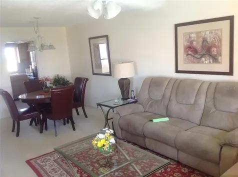 4575 Cove Circle St Petersburg FL 33708