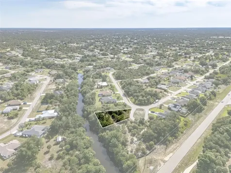 Lot 15 Roanoke Road North Port FL 34288