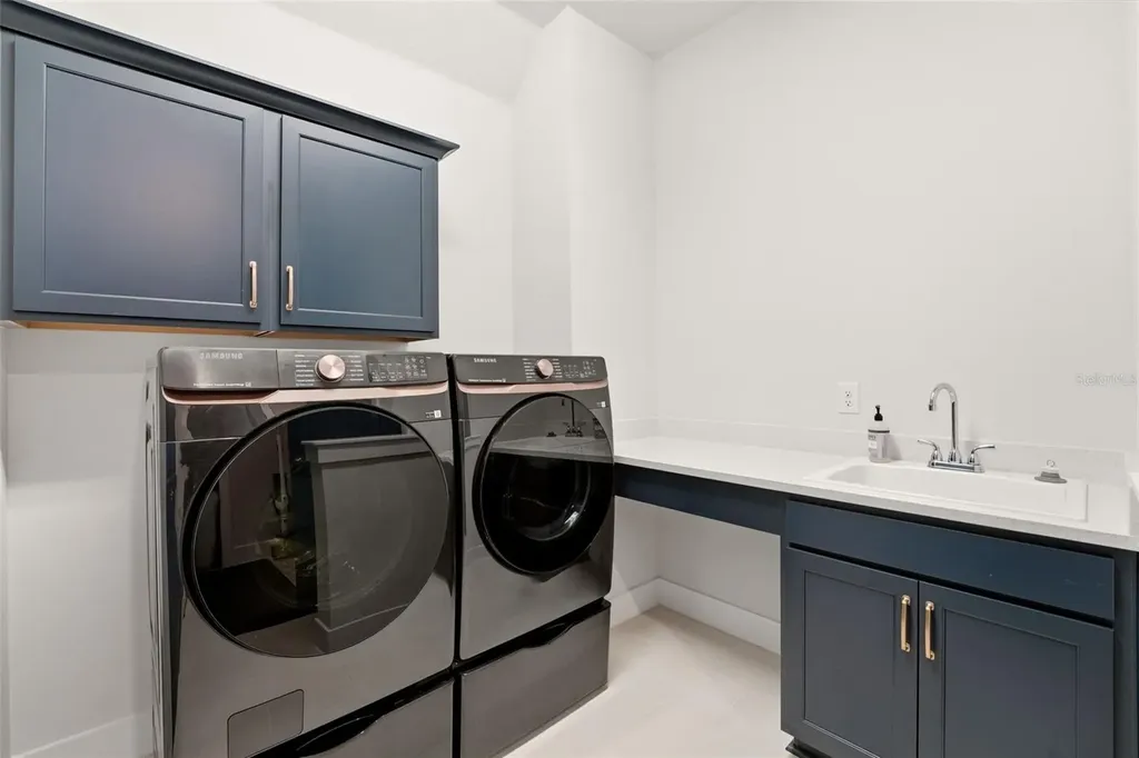1583 Running Tide Place Sarasota FL 34240