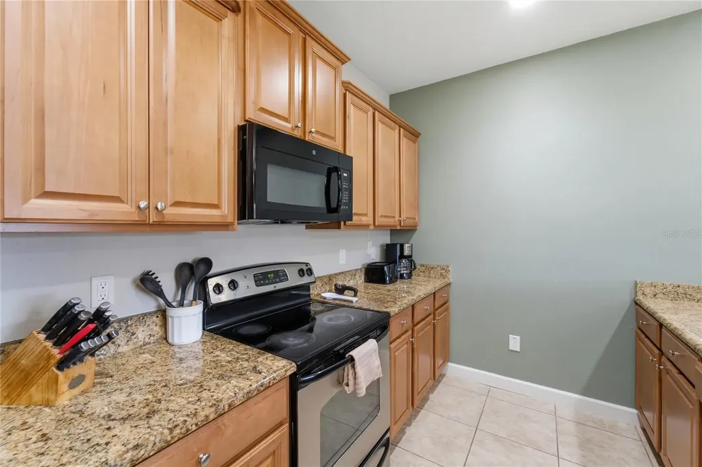 3045 Beach Palm Avenue Kissimmee FL 34747