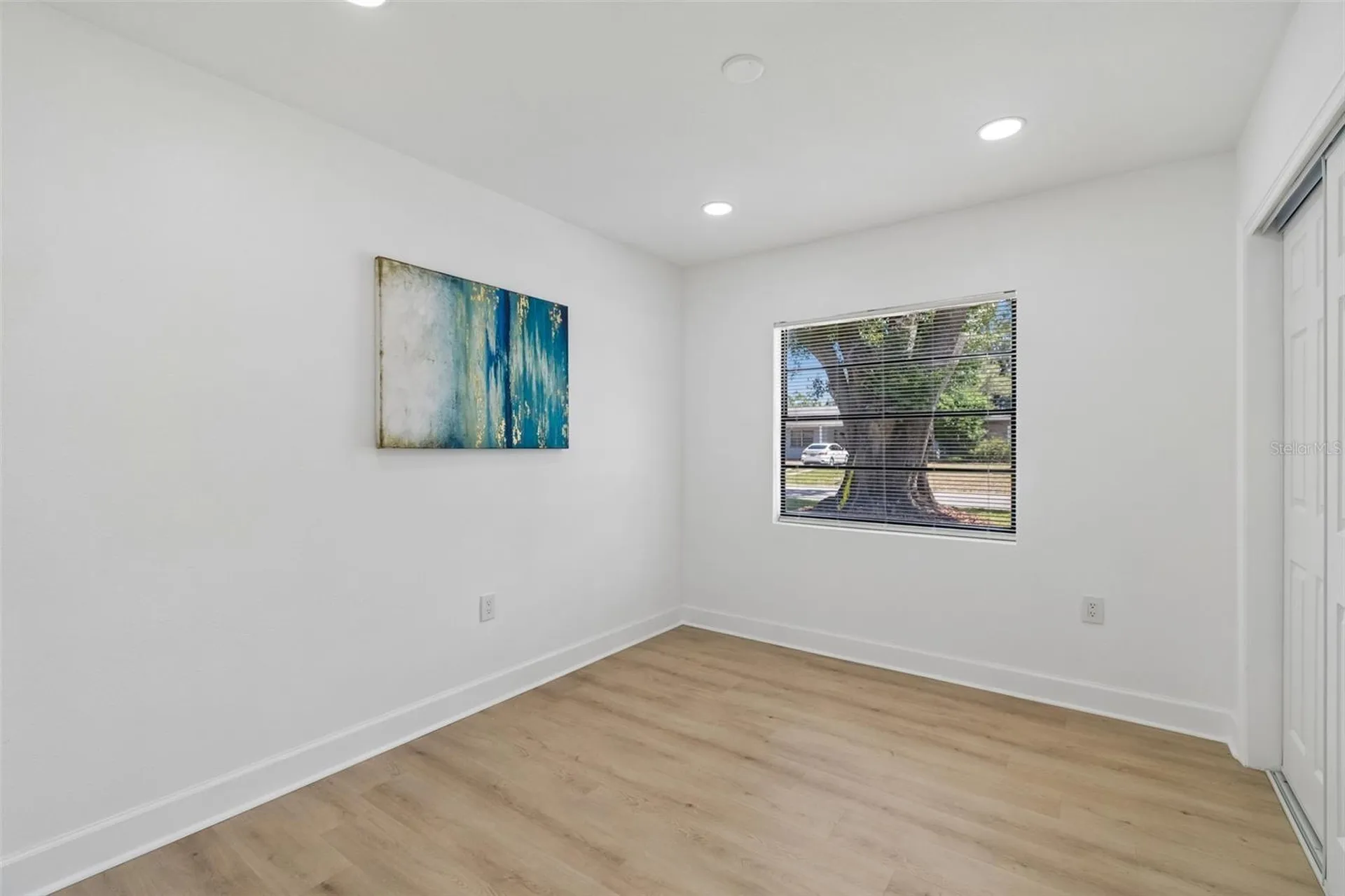 1702 W Johnston Avenue Tampa FL 33603