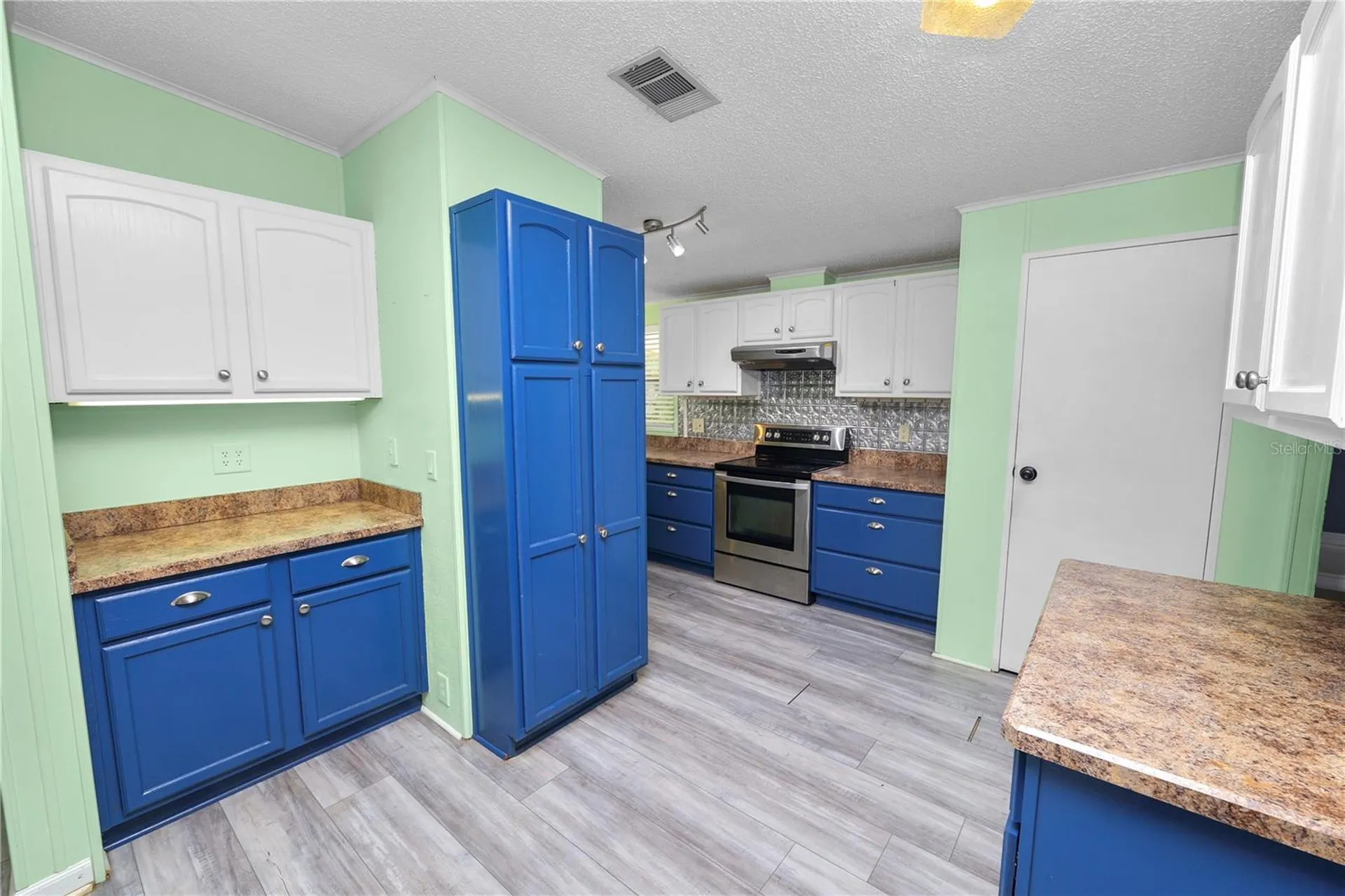 Lakeland FL 33810