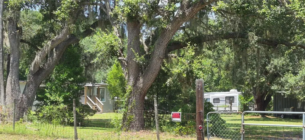 17416 NW 89th Terrace Fanning Springs FL 32693