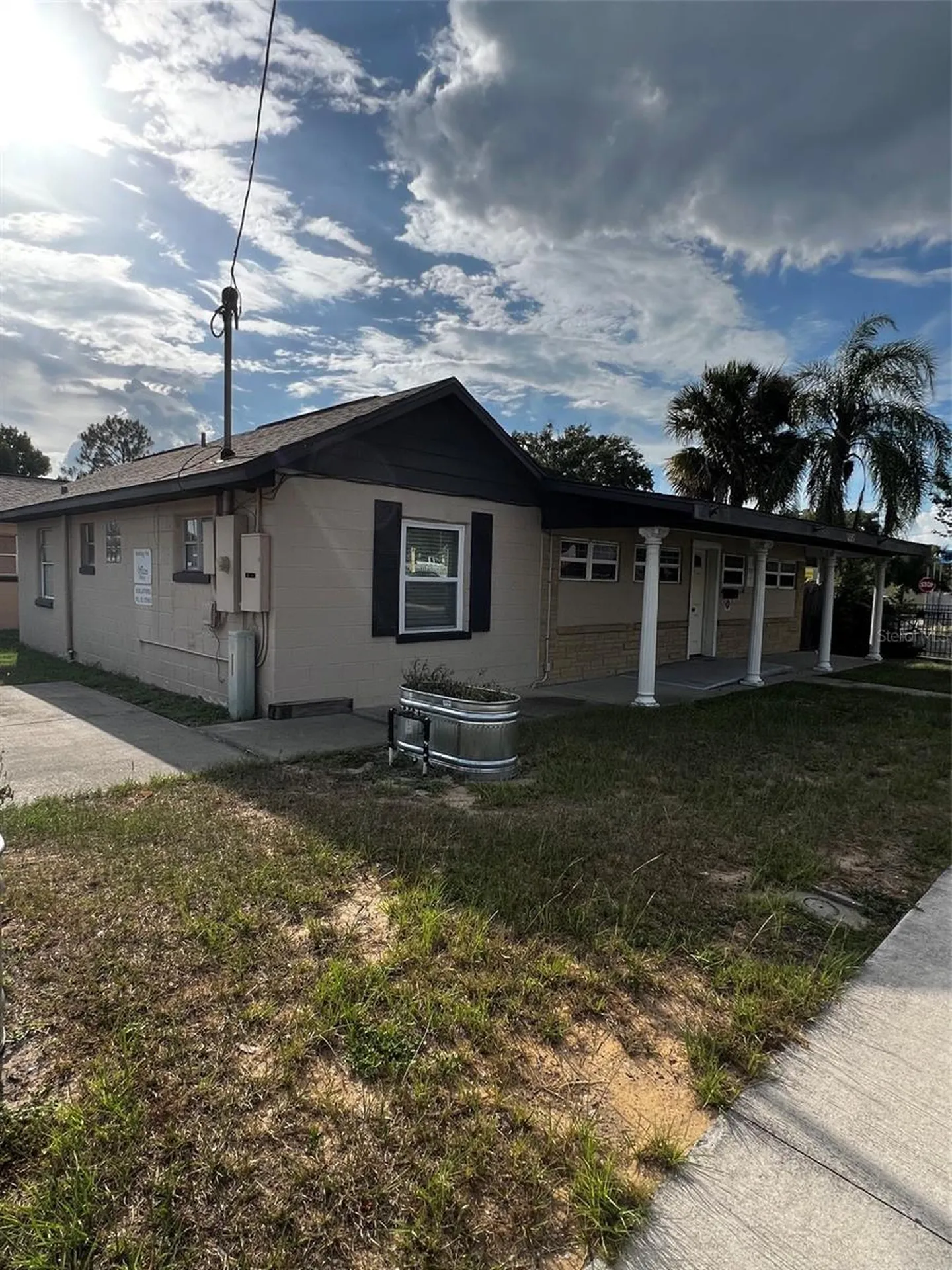1220 S Bay Street S Eustis FL 32726