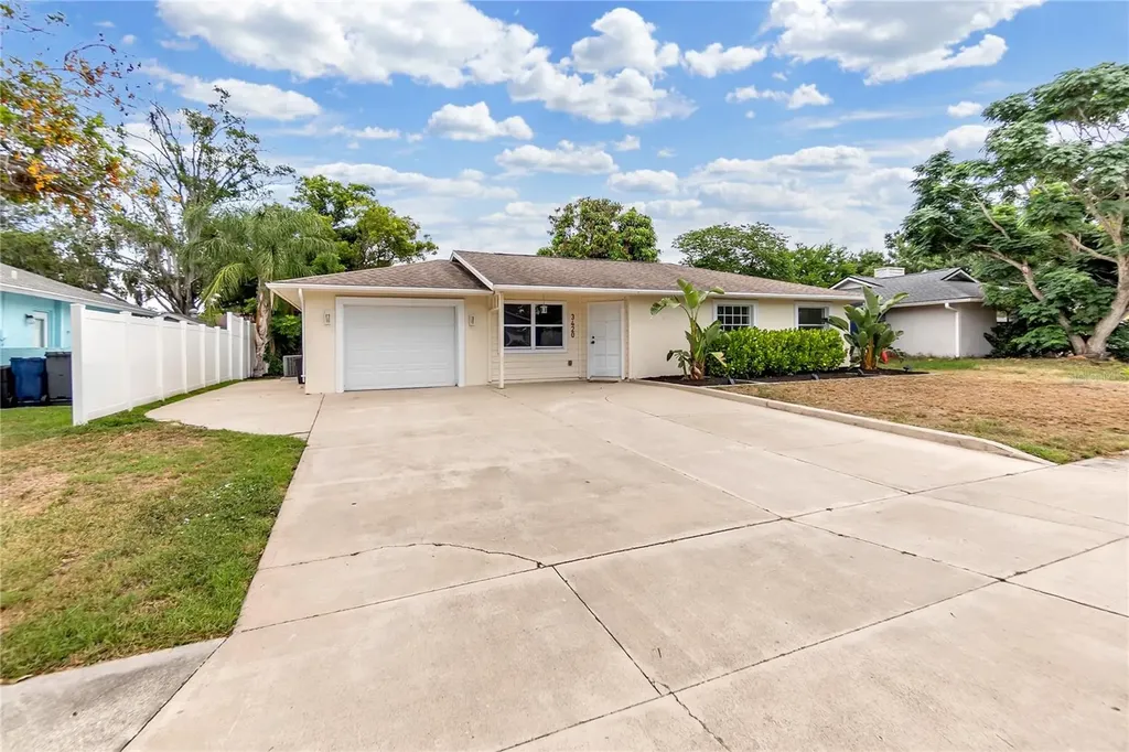 3420 29th Street Court E Bradenton FL 34208