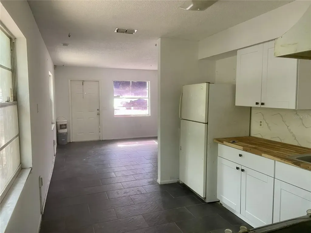 5613 7th Street Court E Bradenton FL 34203