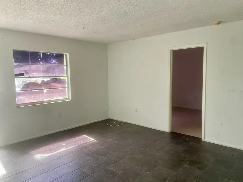 5613 7th Street Court E Bradenton FL 34203