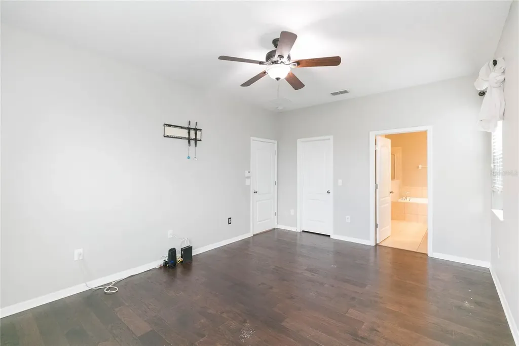 515 Vista Ridge Drive Ruskin FL 33570