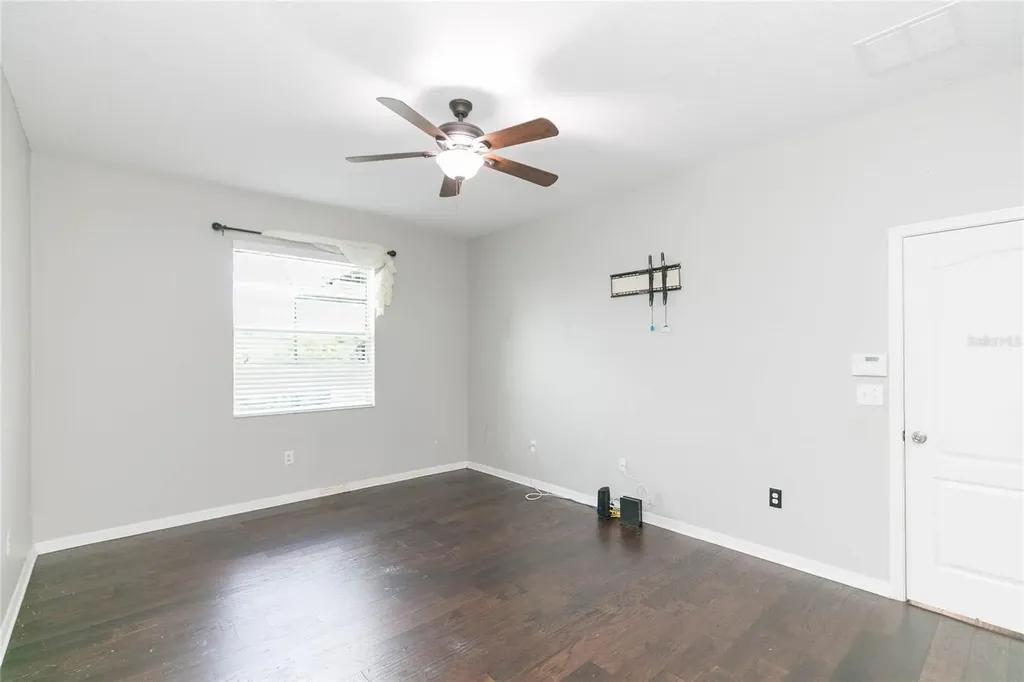 515 Vista Ridge Drive Ruskin FL 33570