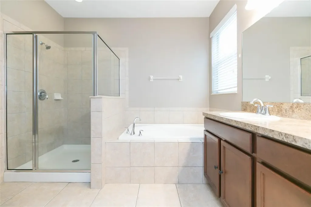 515 Vista Ridge Drive Ruskin FL 33570