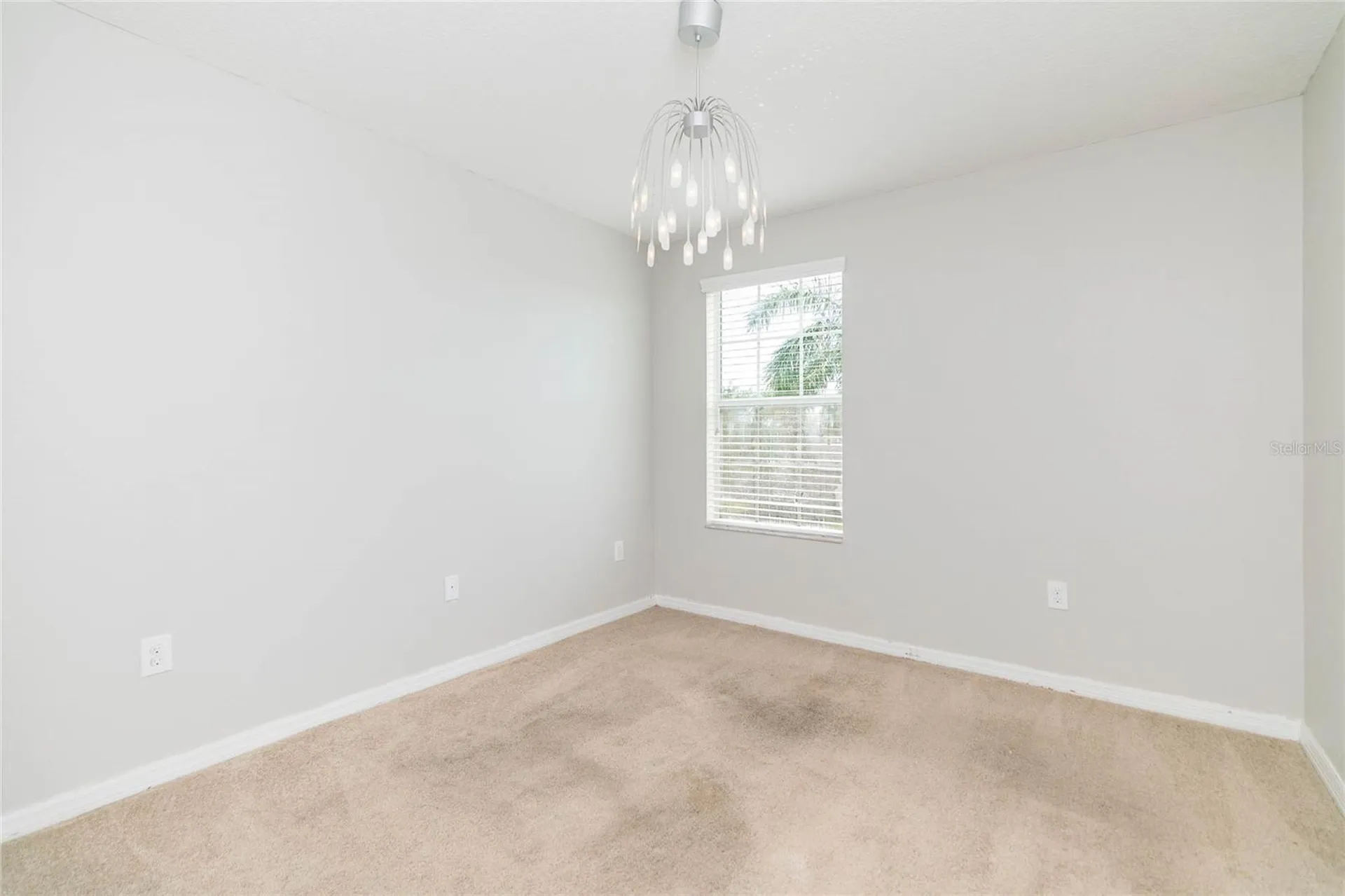 515 Vista Ridge Drive Ruskin FL 33570