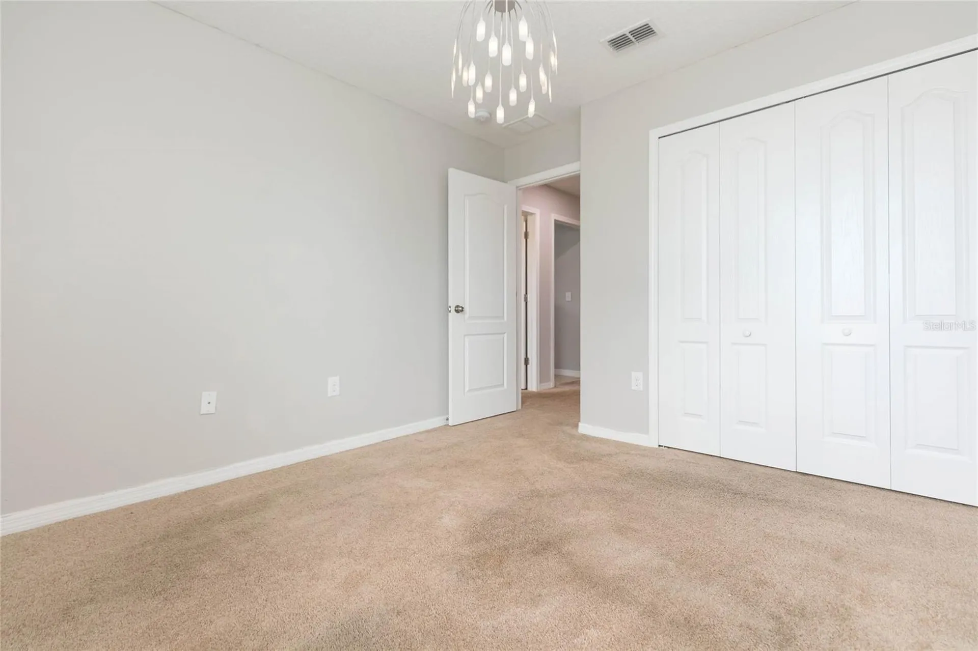 515 Vista Ridge Drive Ruskin FL 33570