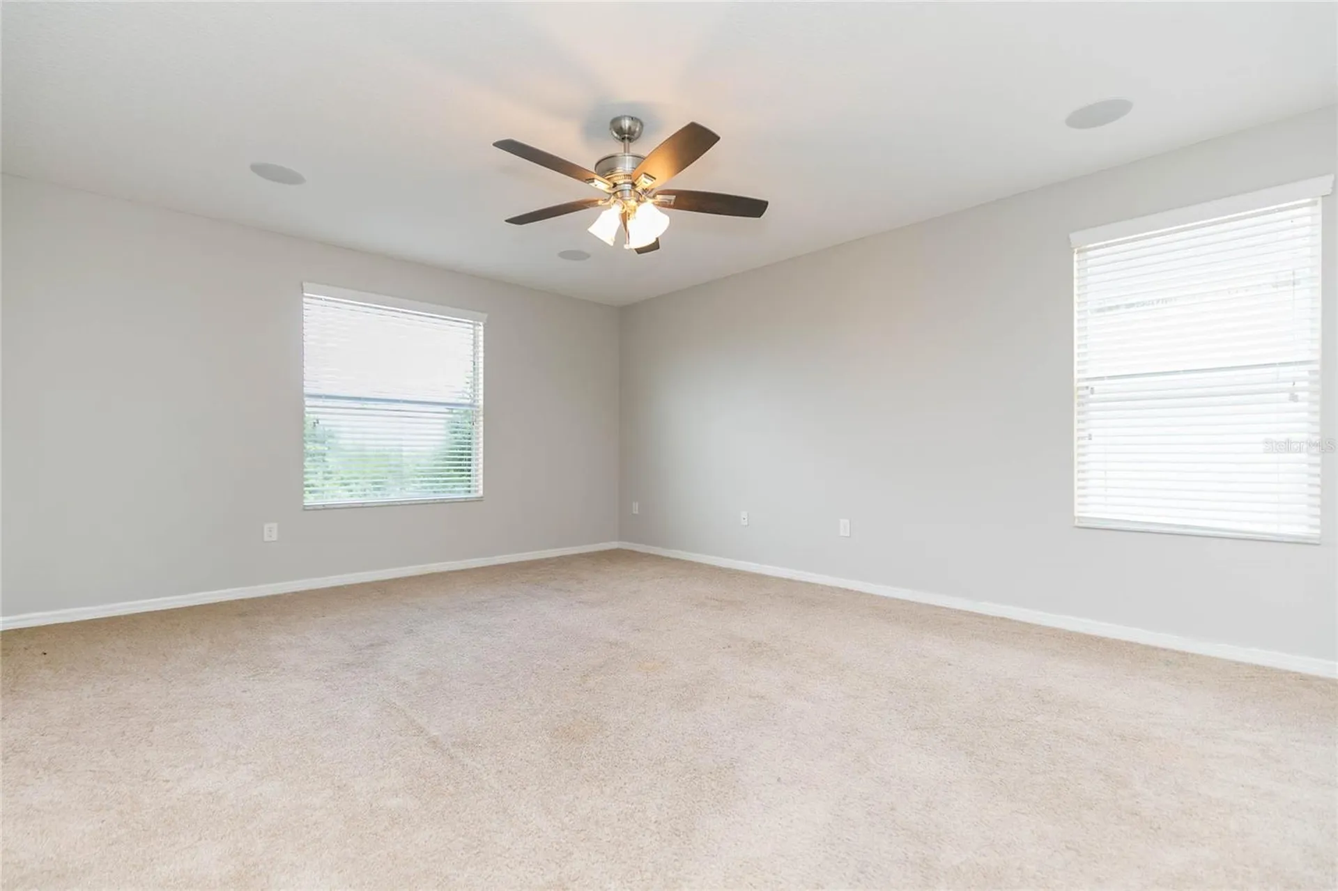 515 Vista Ridge Drive Ruskin FL 33570