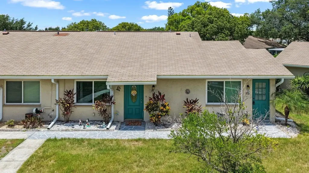 1906 Canterbury Lane Sun City Center FL 33573