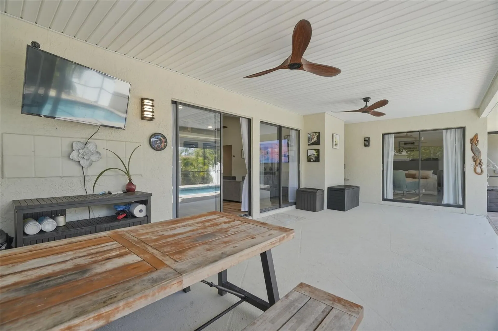 124 Colony South Drive Tarpon Springs FL 34689