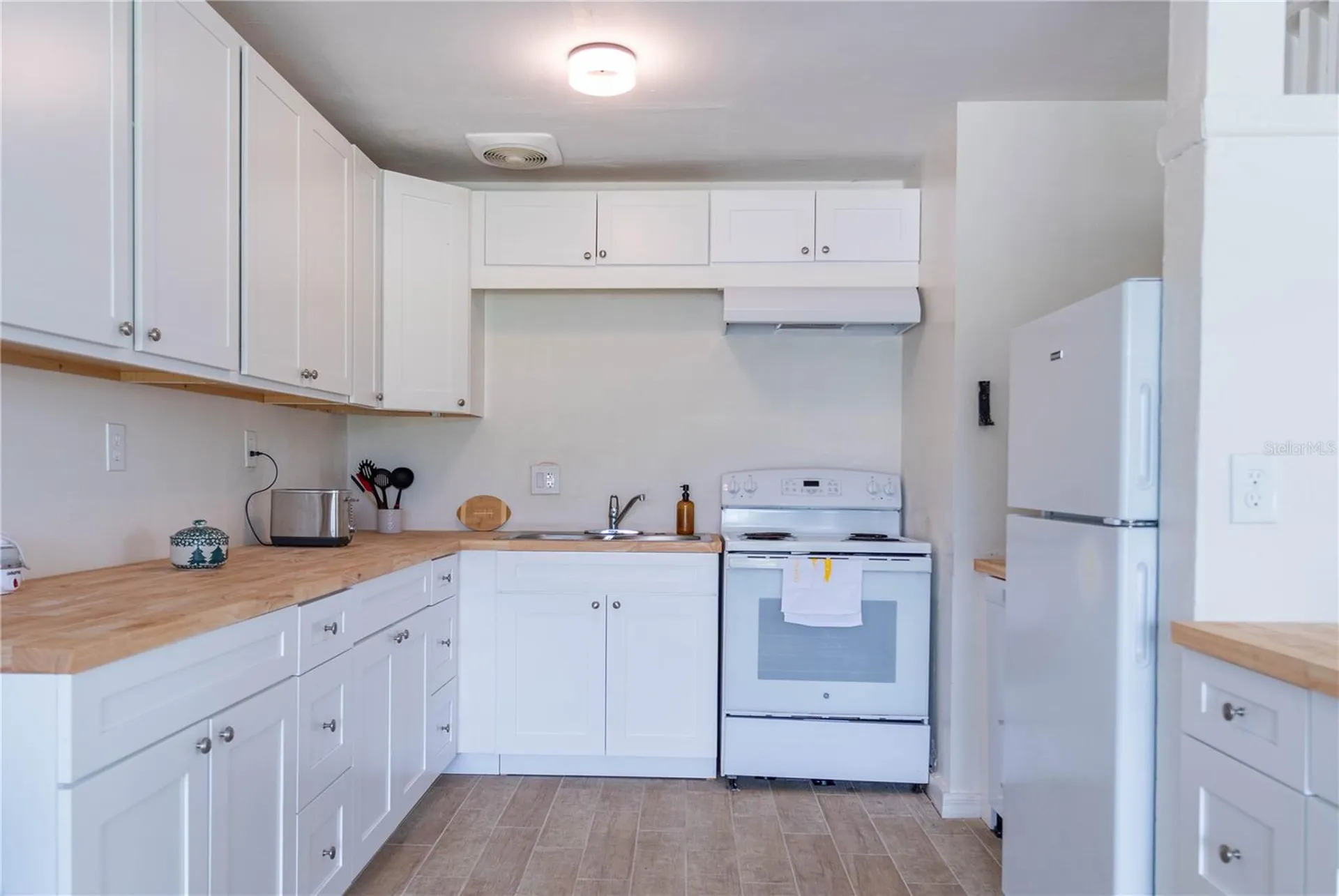 4833 Crow Street Orlando FL 32819