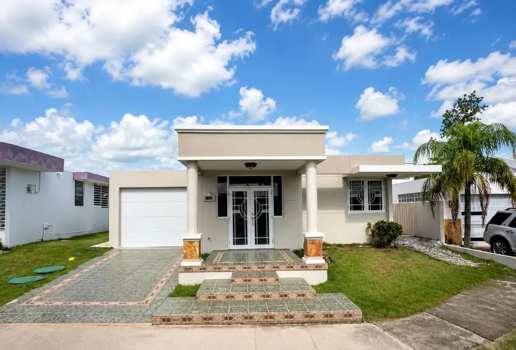 518 Calle Wito Morales Estancias Del Golf Club Ponce PR 00730