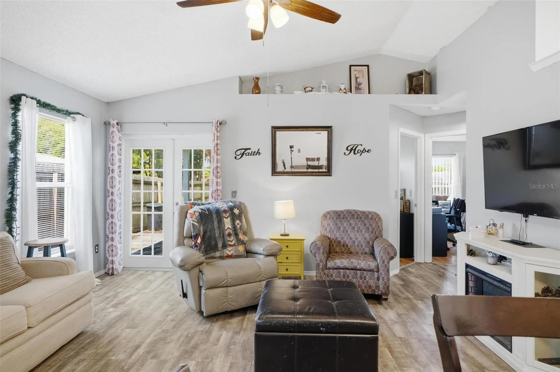 2200 Rose Brook Court Orlando FL 32817