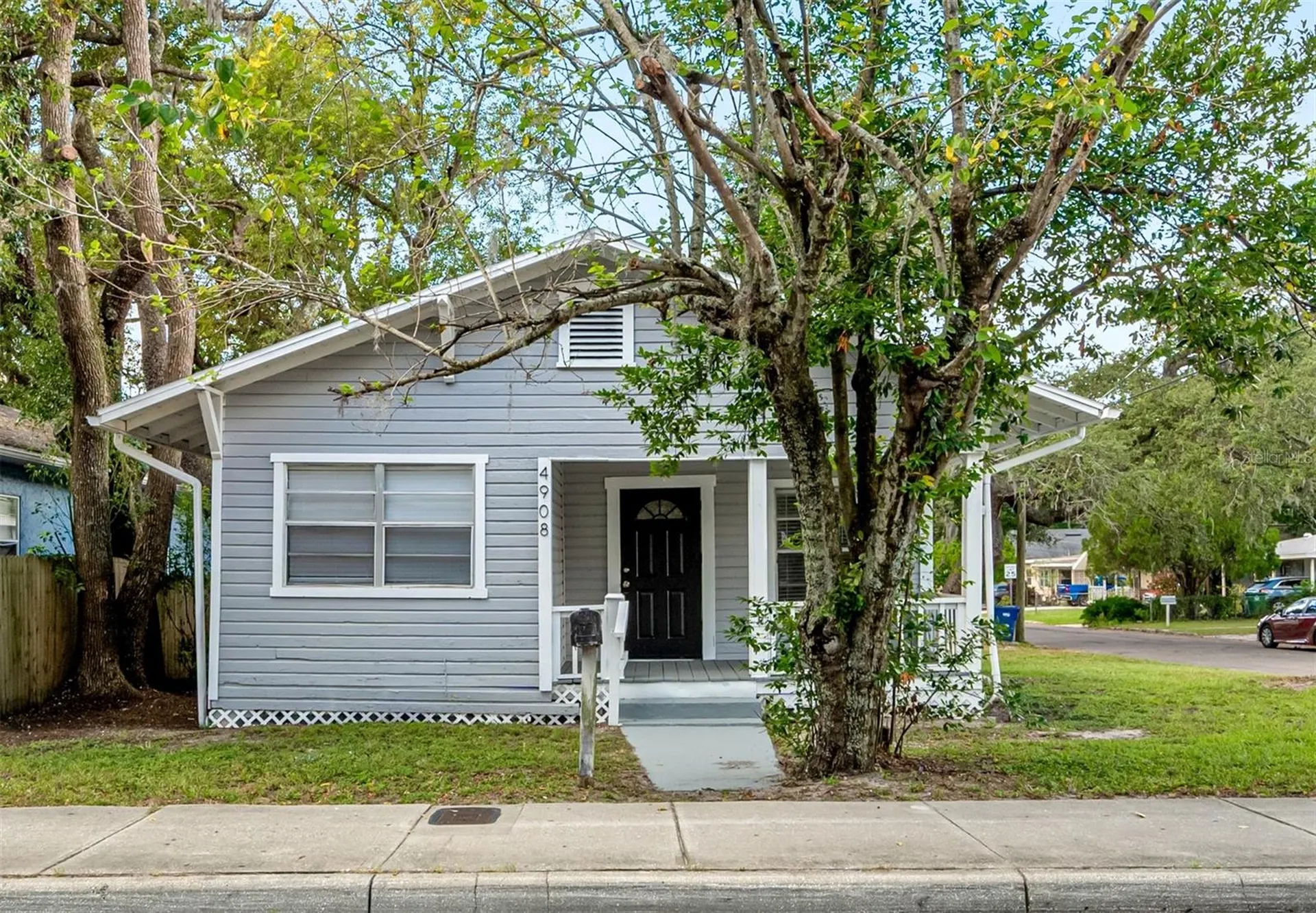 4908 N 15th Street Tampa FL 33610
