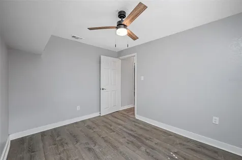 4908 N 15th Street Tampa FL 33610