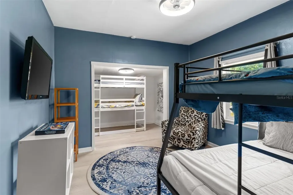 111 Shepard Avenue Dundee FL 33838
