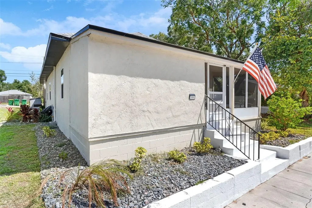 111 Shepard Avenue Dundee FL 33838