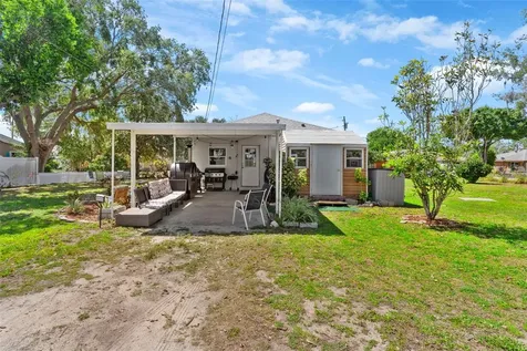111 Shepard Avenue Dundee FL 33838