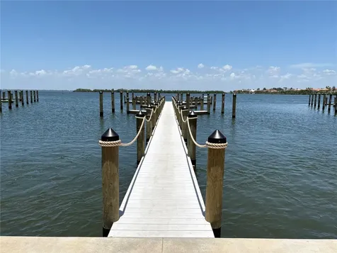 3710 Gulf Of Mexico Drive Longboat Key FL 34228