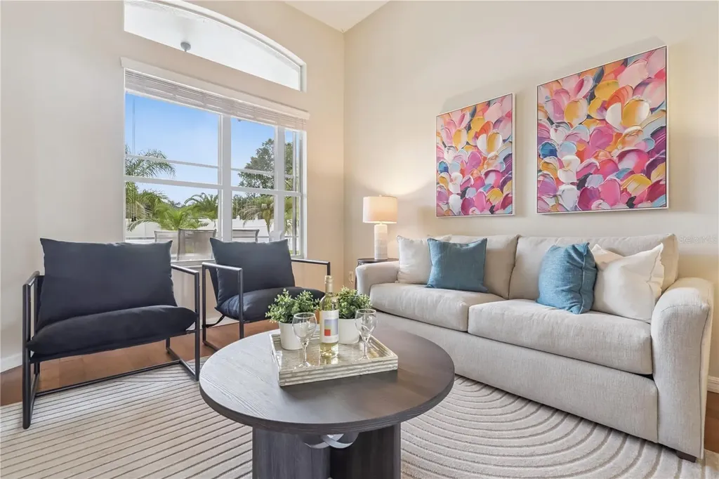 1955 Cascades Cove Drive Orlando FL 32820