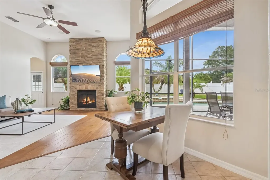 1955 Cascades Cove Drive Orlando FL 32820