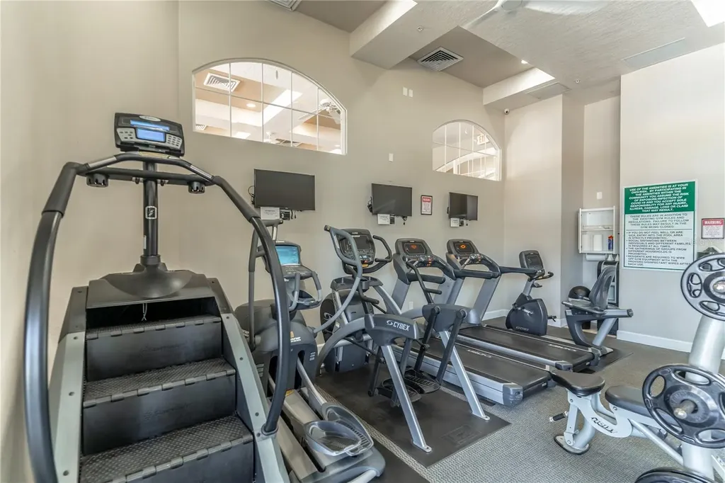 1955 Cascades Cove Drive Orlando FL 32820