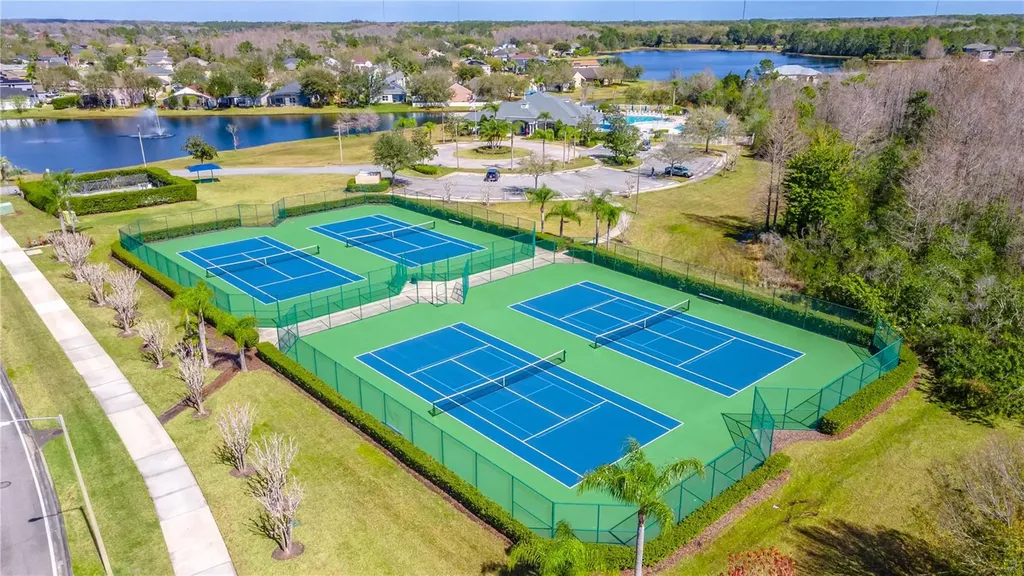1955 Cascades Cove Drive Orlando FL 32820