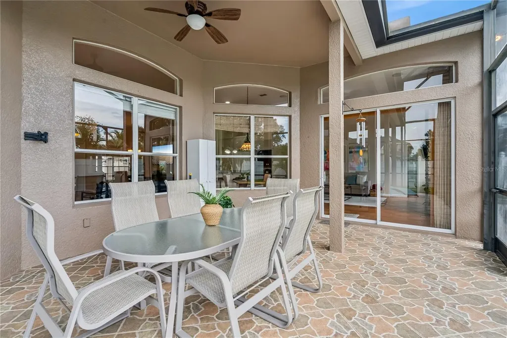 1955 Cascades Cove Drive Orlando FL 32820