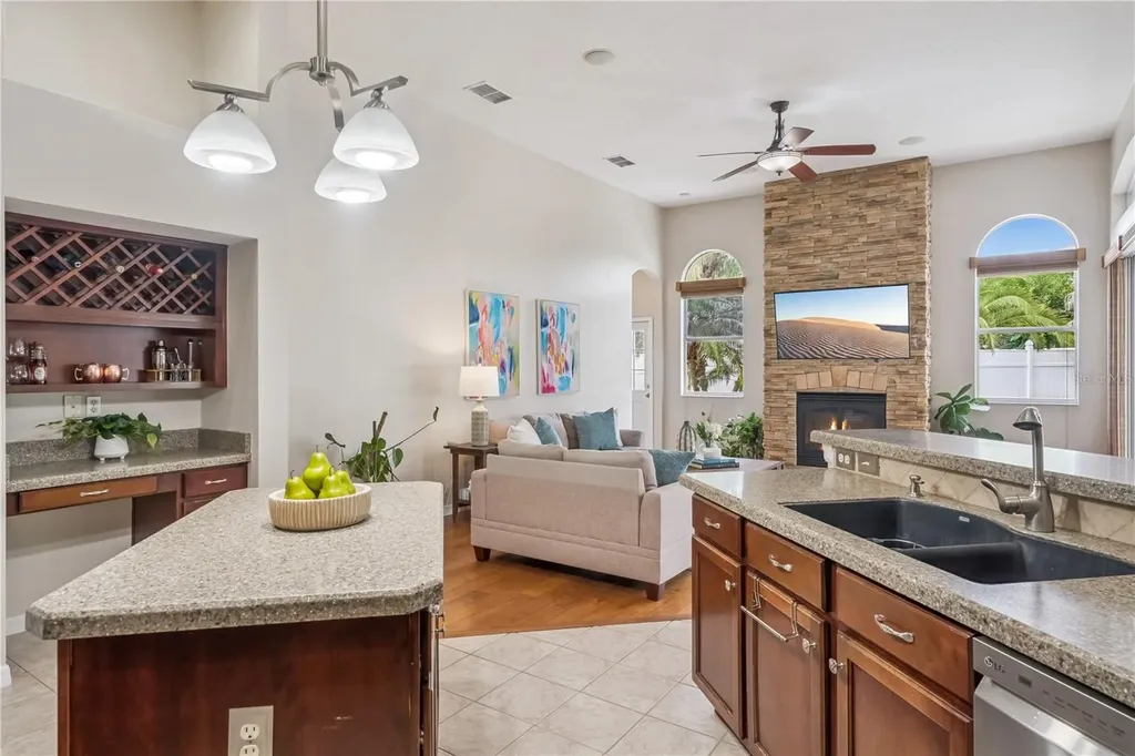 1955 Cascades Cove Drive Orlando FL 32820