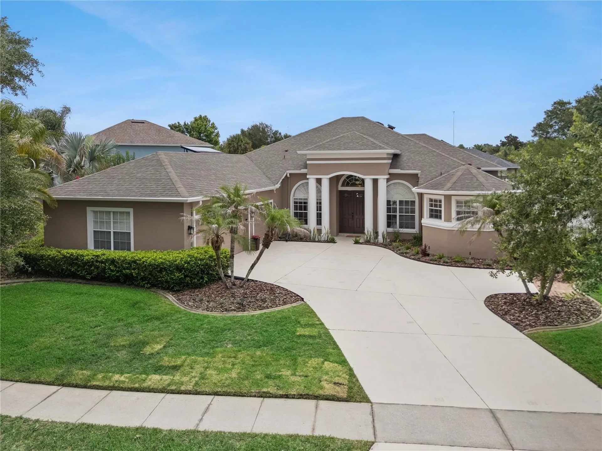 1955 Cascades Cove Drive Orlando FL 32820