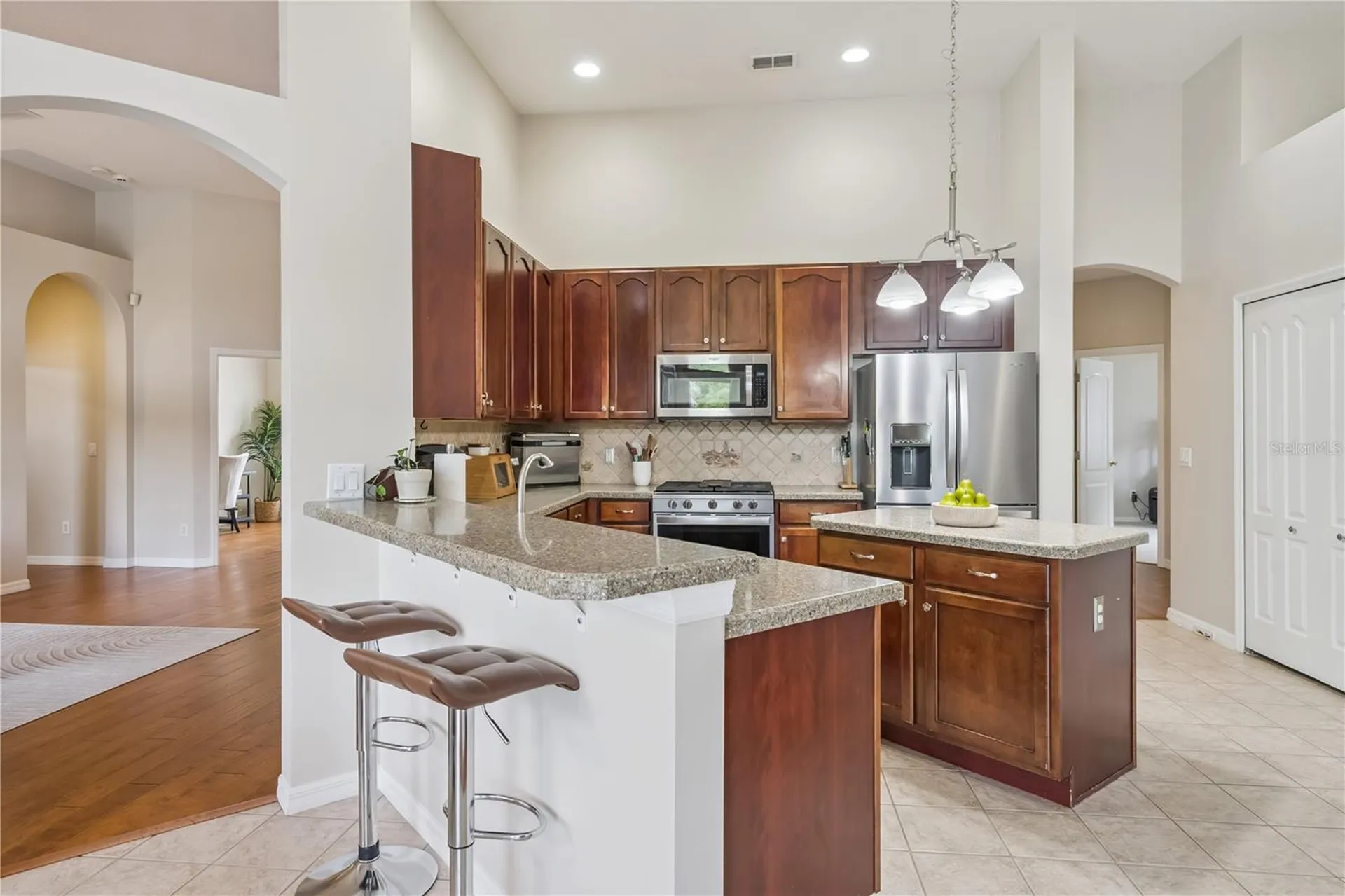 1955 Cascades Cove Drive Orlando FL 32820