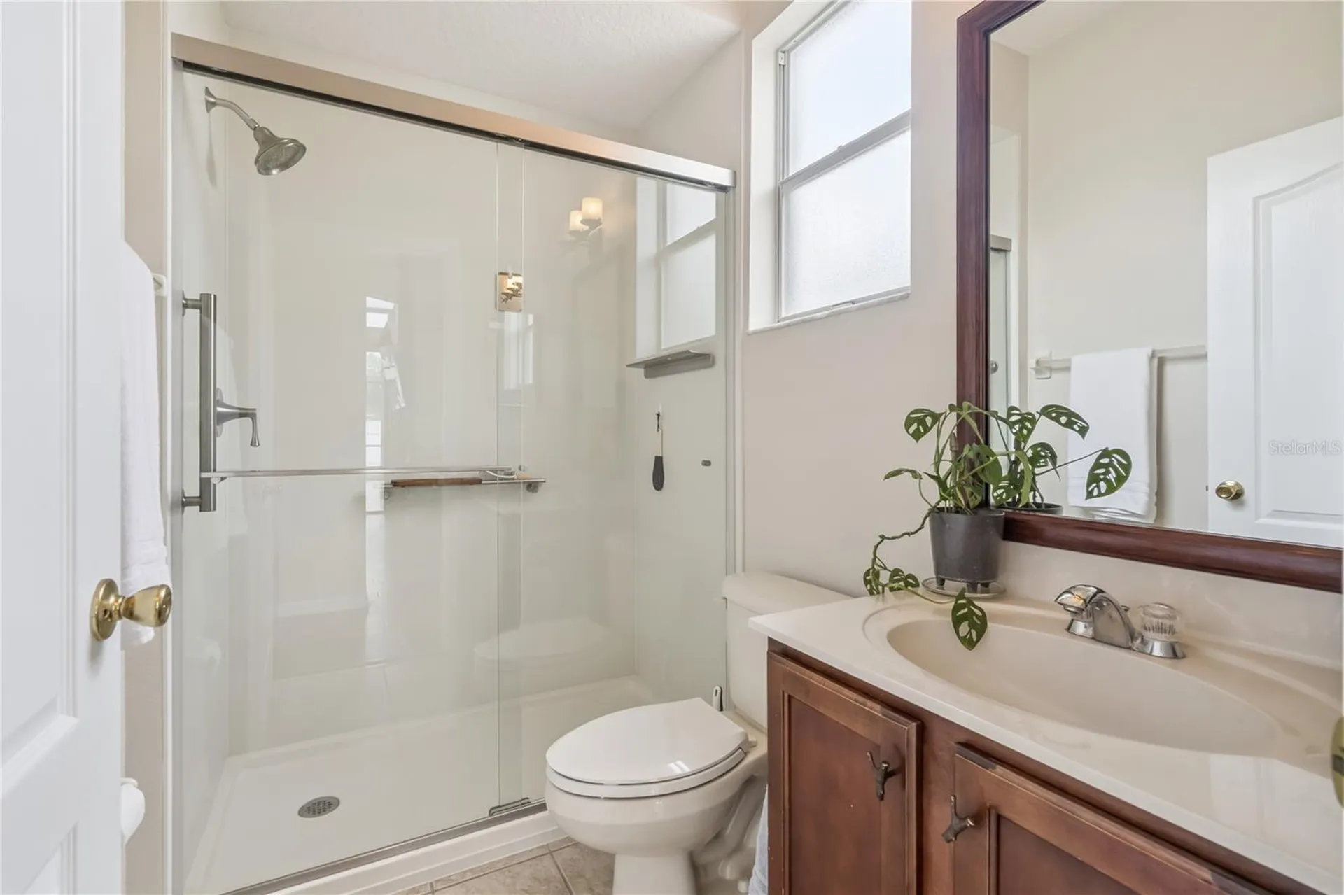 1955 Cascades Cove Drive Orlando FL 32820
