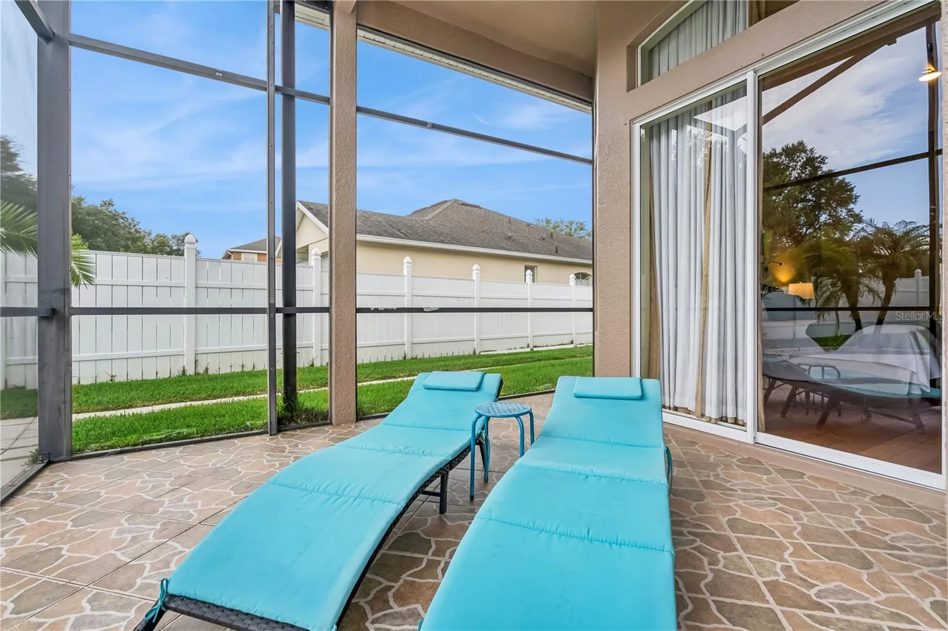 1955 Cascades Cove Drive Orlando FL 32820