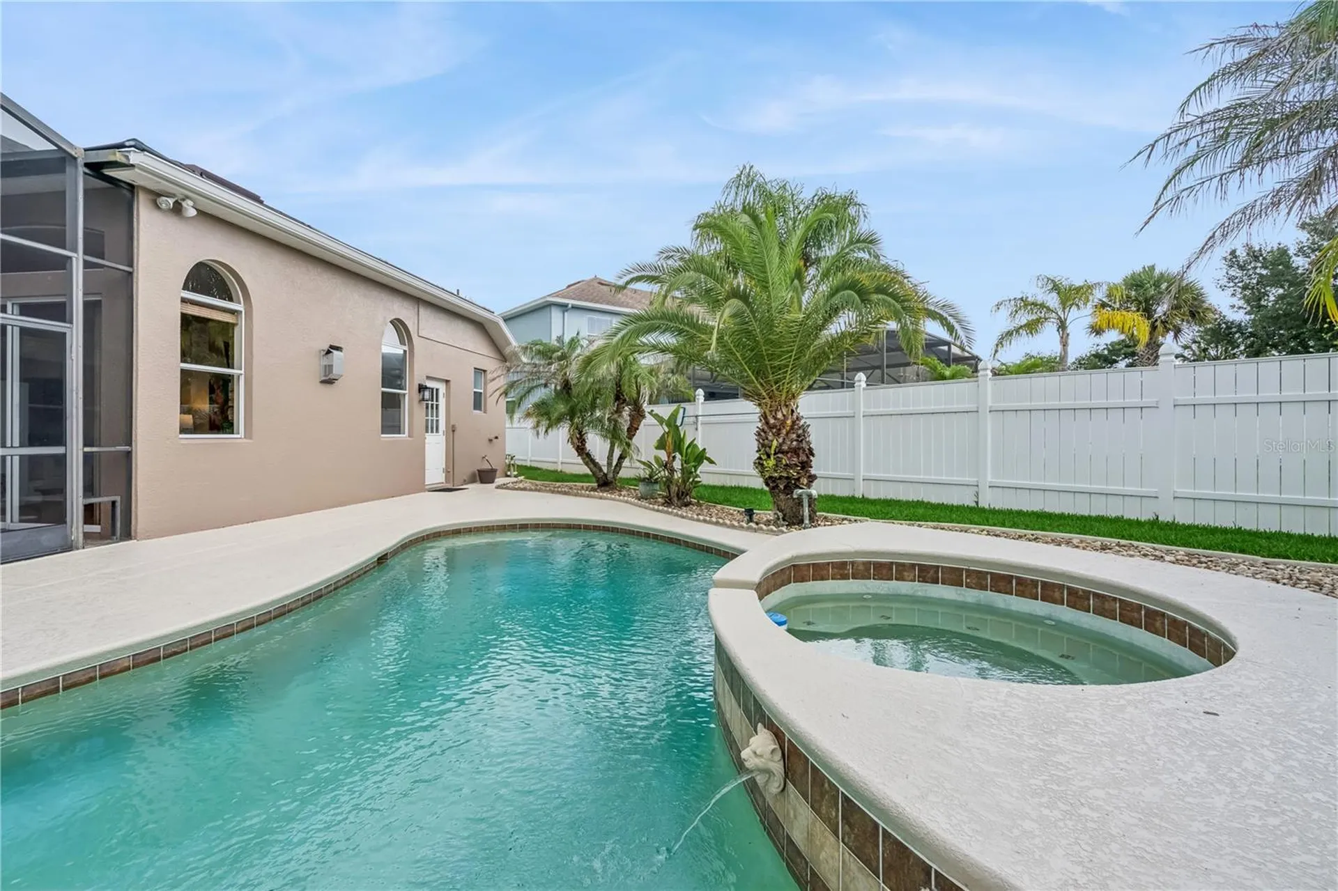 1955 Cascades Cove Drive Orlando FL 32820