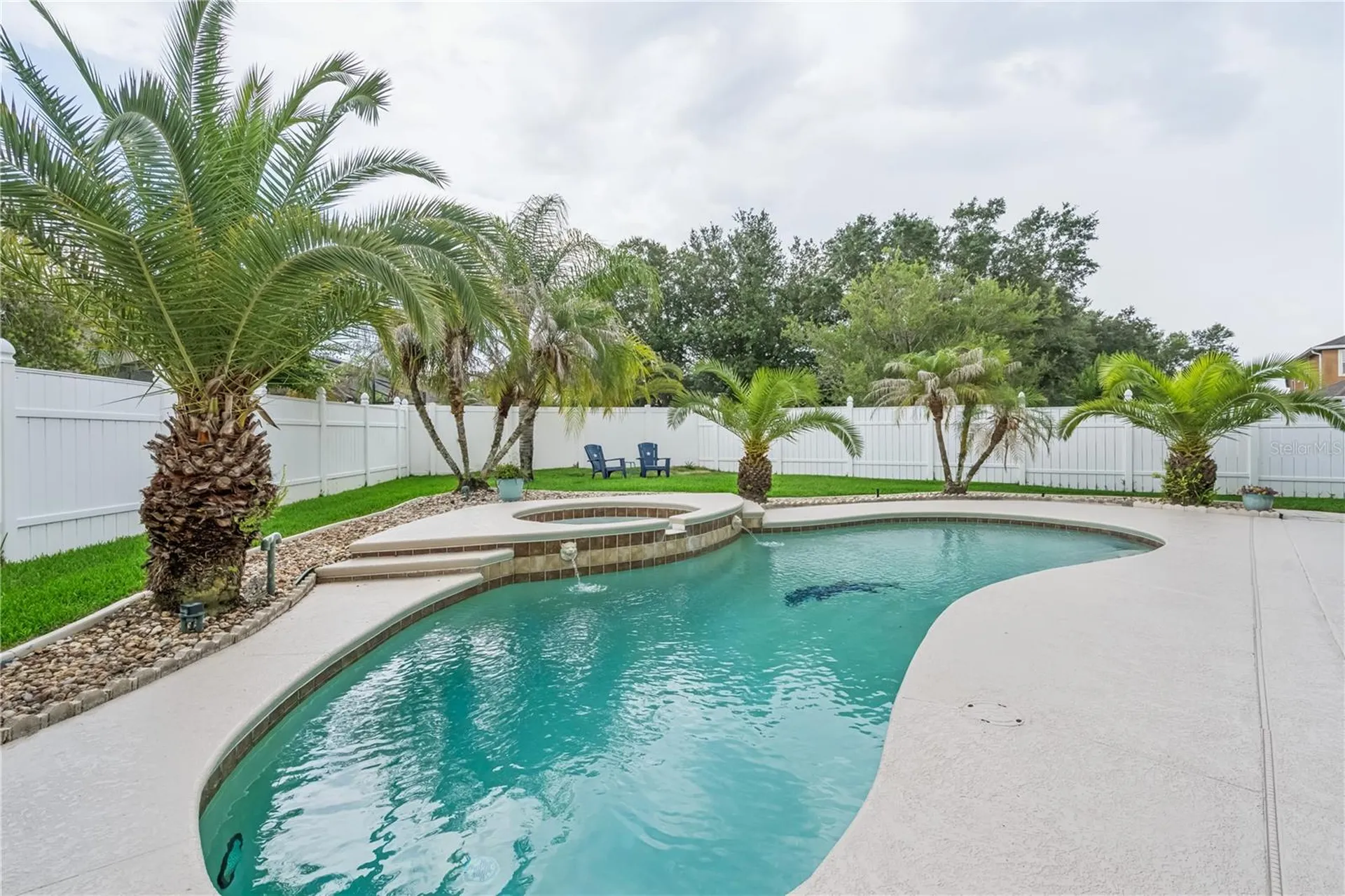 1955 Cascades Cove Drive Orlando FL 32820