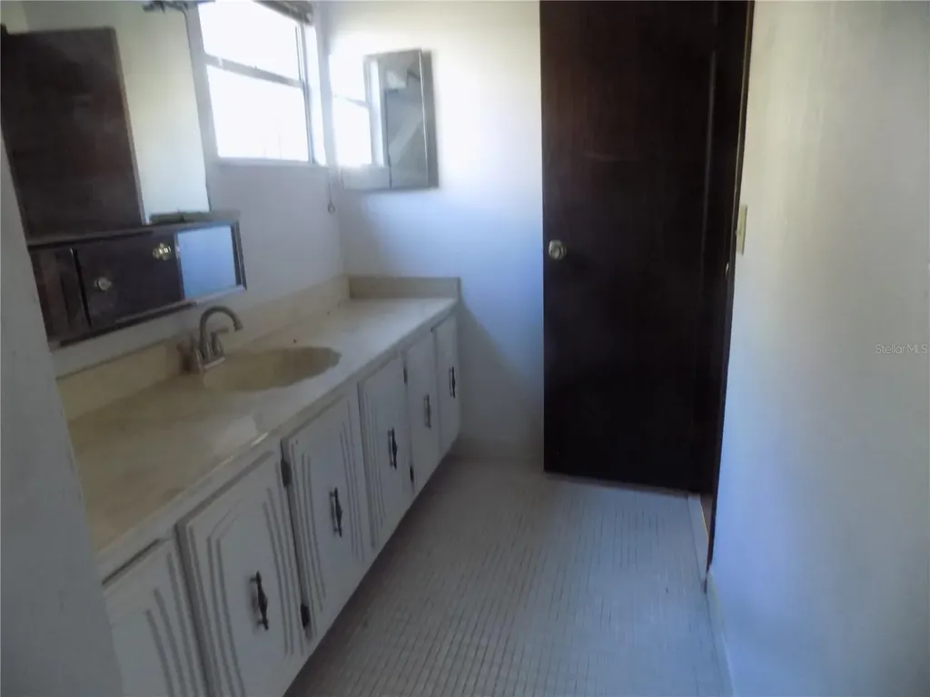 613 SW 75 Street Gainesville FL 32607
