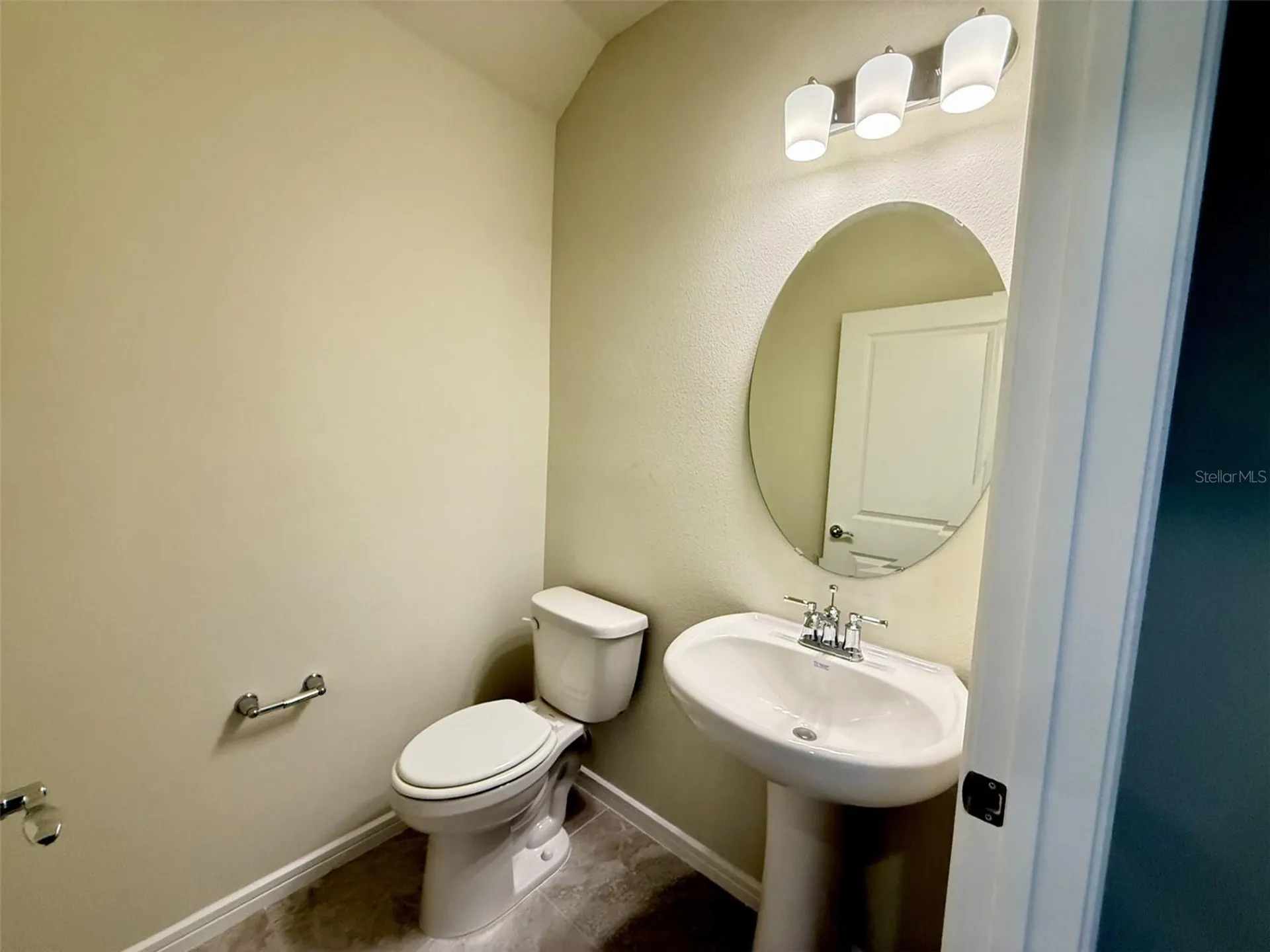 2116 Southbury Drive Kissimmee FL 34744