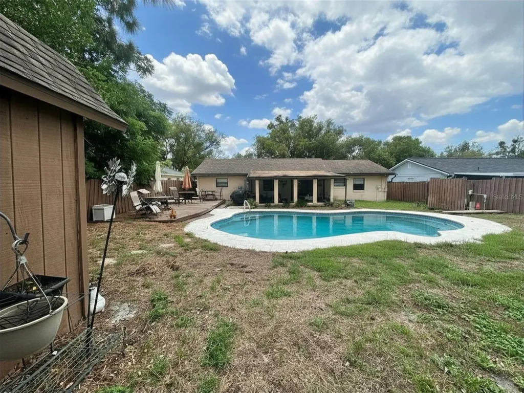 5626 Stull Avenue Orlando FL 32810