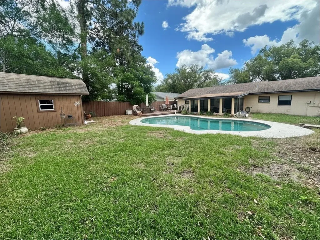 5626 Stull Avenue Orlando FL 32810