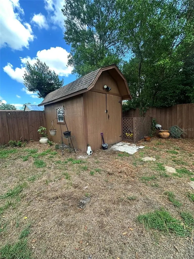 5626 Stull Avenue Orlando FL 32810
