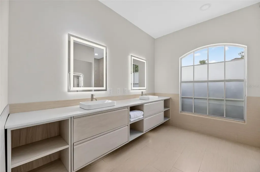 11901 Northumberland Drive Tampa FL 33626