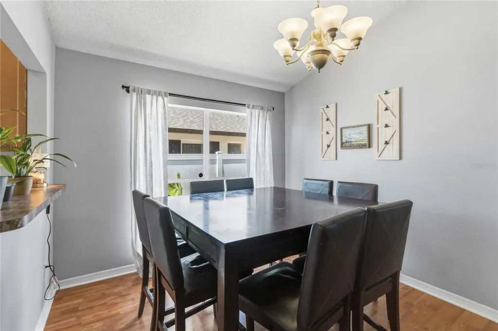 2773 Delcrest Drive Orlando FL 32817