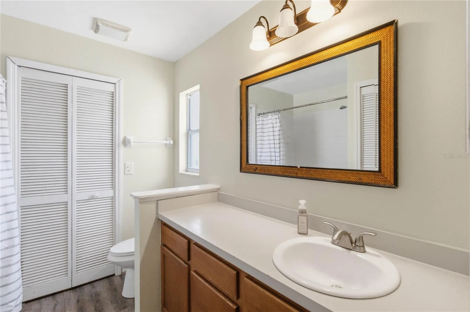 2773 Delcrest Drive Orlando FL 32817