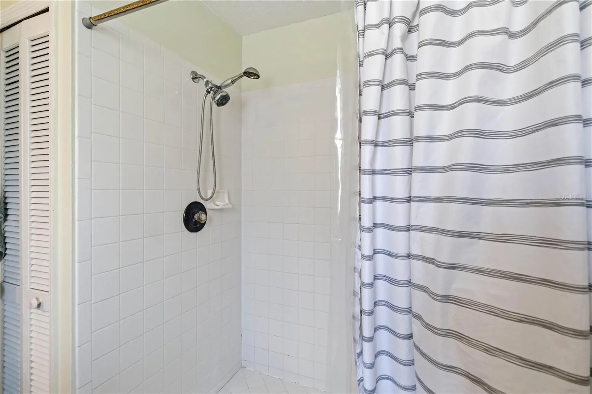 2773 Delcrest Drive Orlando FL 32817